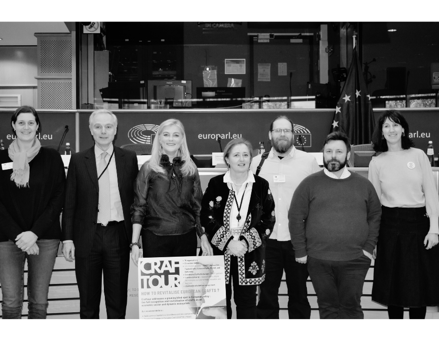 Panel 1 speakers with Cynthia Ní Mhurchú, Member of the European Parliament, Madina Benvenuti, Managing Director of Mad’in Europe. © Mad'in Europe